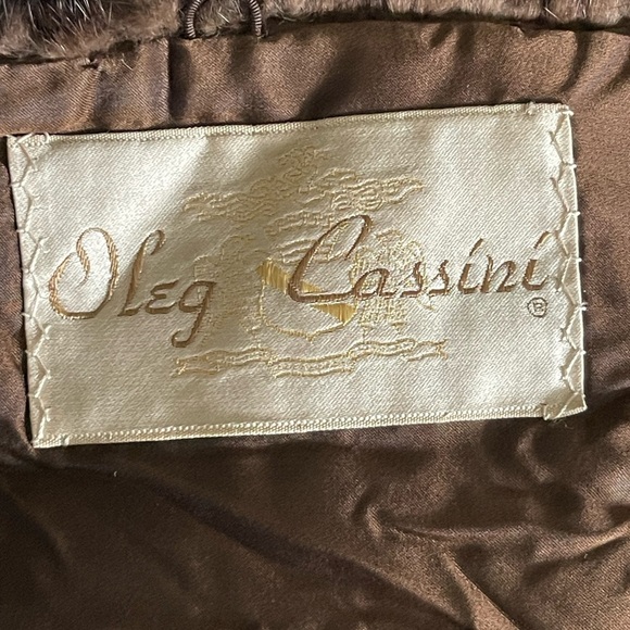 Vintage LLoyd’s / Oleg Cassini Mink Fur Shawl Cape - Picture 9 of 9